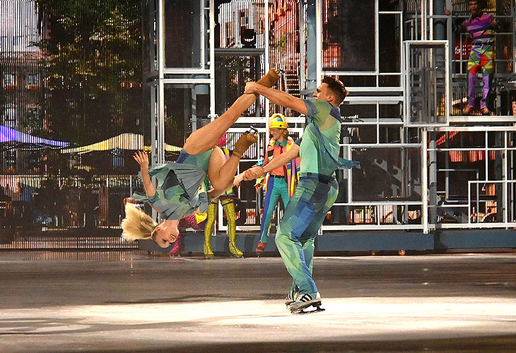 Holiday on Ice Show „Horizons“ - noch bis am 05.01.2025 in der Olympiahalle (©Foto:  Ingrid Grossmann)